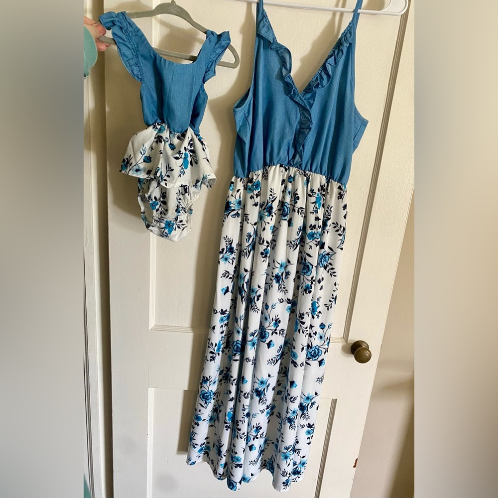 Mommy and Me Dress Set women’s Large and 9-12 month baby